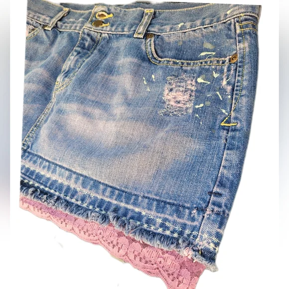 SUPER RARE! DESTROYED Abercrombie & Fitch Pink Lace & Denim Mini Skirt - Picture 4 of 9
